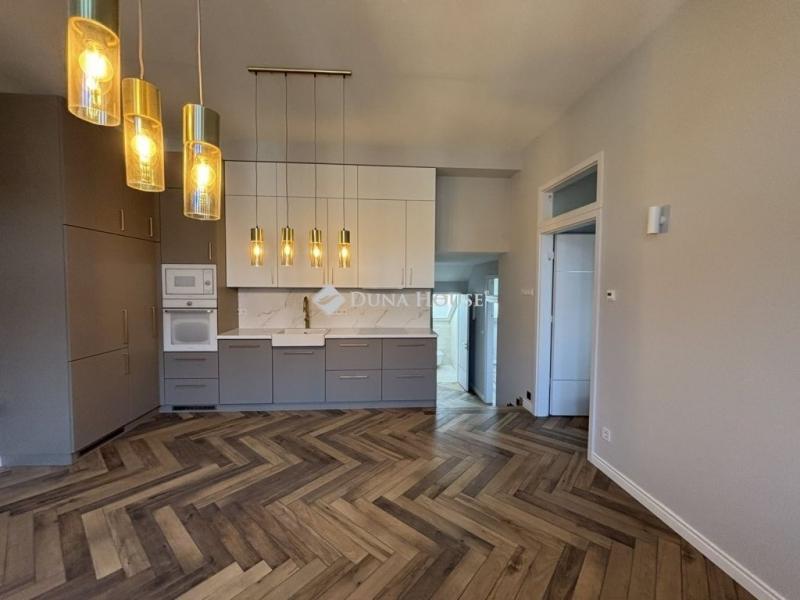 Eladó lakás Kecskemét