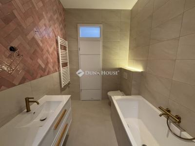 Eladó lakás Kecskemét