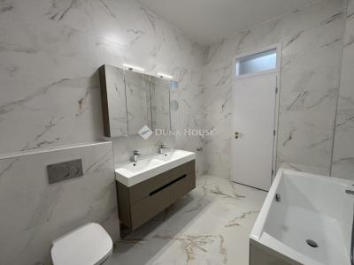 Eladó lakás Kecskemét