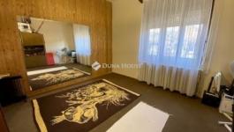 Eladó családi ház Budapest