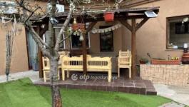 Eladó családi ház Jászberény