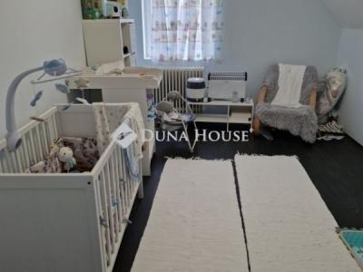 Eladó családi ház Monor