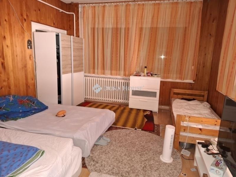 Eladó családi ház Budapest
