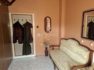 Eladó családi ház Budapest