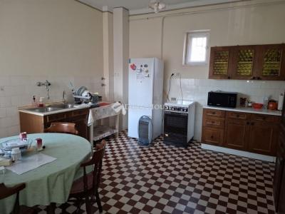Eladó családi ház Budapest
