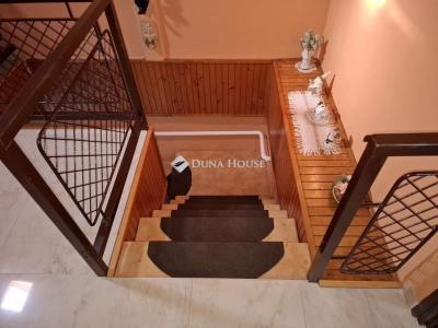 Eladó családi ház Budapest