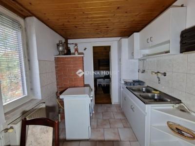 Eladó családi ház Budapest