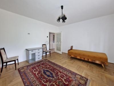 Eladó családi ház Budapest