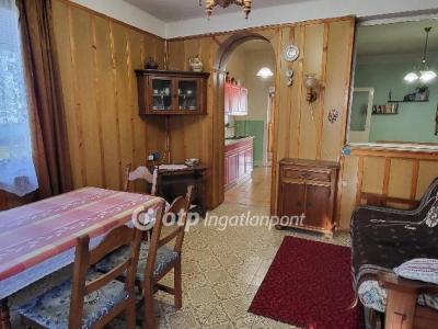 Eladó ikerház Tényő