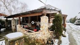 Eladó családi ház Csomád