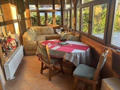 Eladó családi ház Leányfalu