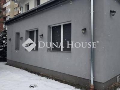 Eladó családi ház Vác