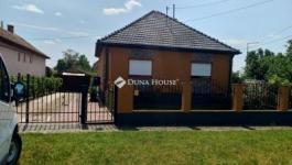 Eladó családi ház Hatvan