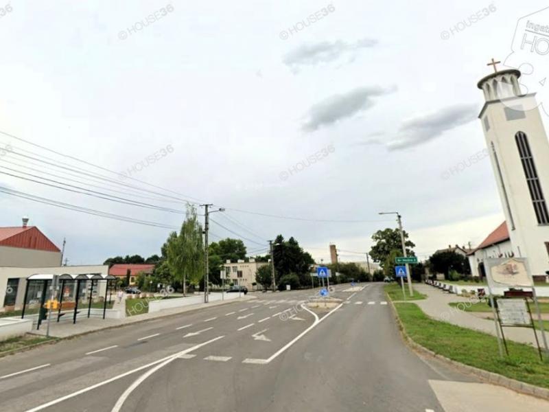 Eladó családi ház Szedres