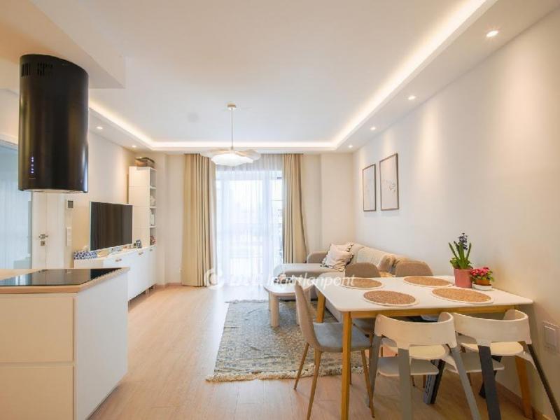 Eladó lakás Balatonkenese