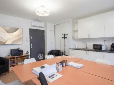 Eladó lakás Balatonkenese