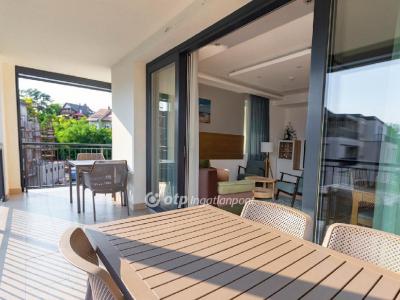 Eladó lakás Balatonkenese