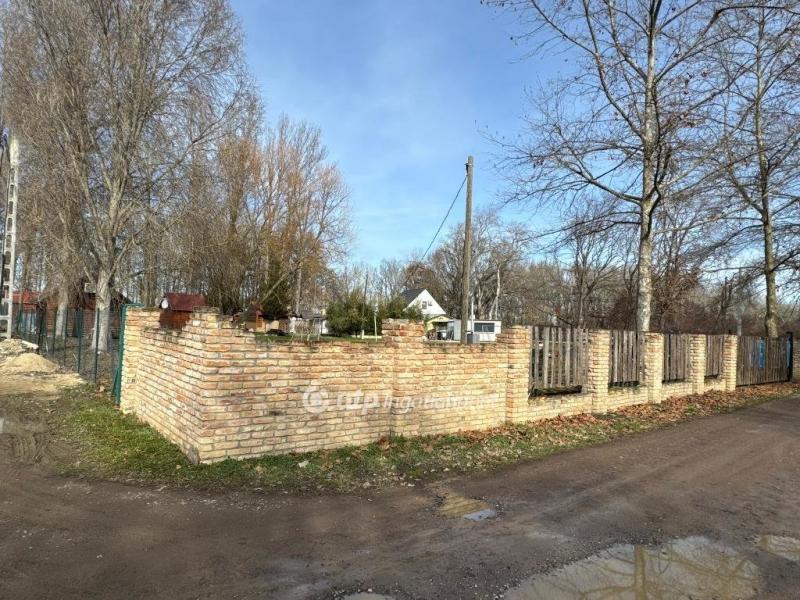 Eladó nyaraló Tiszaderzs