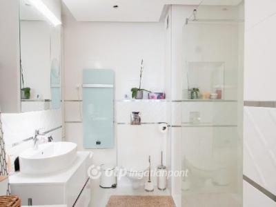 Eladó lakás Balatonkenese