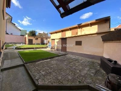 Eladó családi ház Pécs