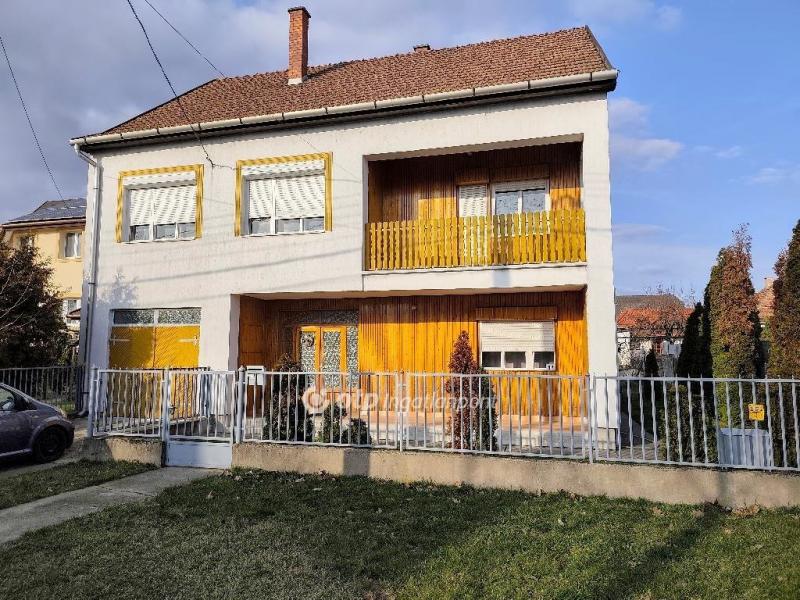 Eladó családi ház Sárospatak