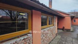 Eladó családi ház Mezőhegyes