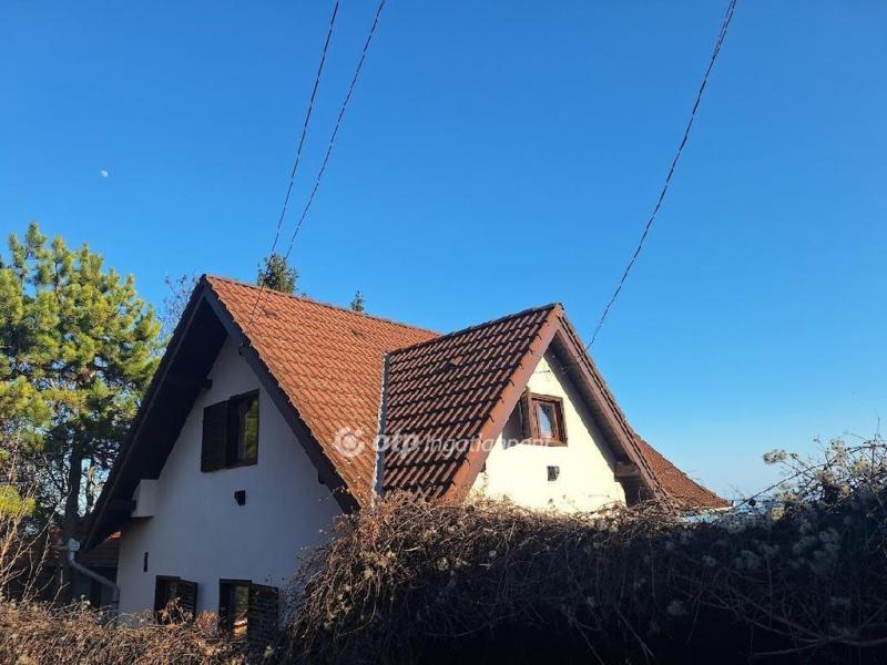 Eladó nyaraló Csopak