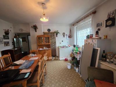 Eladó családi ház Külsővat