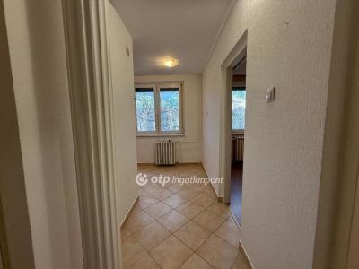 Eladó lakás Kecskemét