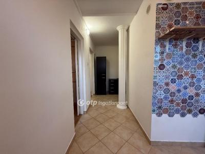 Eladó lakás Kecskemét