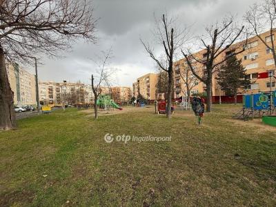 Eladó lakás Kecskemét