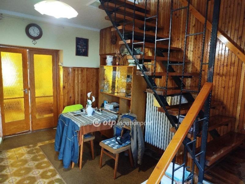 Eladó sorház Pápa