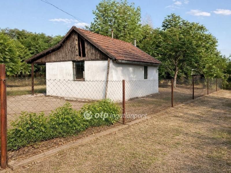 Eladó nyaraló Csongrád