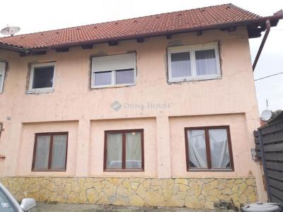 Eladó családi ház Pilisborosjenő