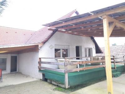 Eladó családi ház Pilisborosjenő