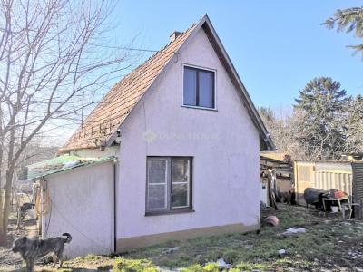Eladó tanya Csörög