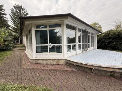 Eladó sorház Nyergesújfalu