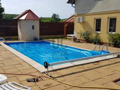 Eladó lakás Üllő