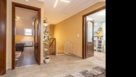 Eladó lakás Üllő