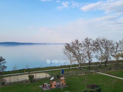 Eladó lakás Siófok