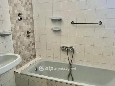 Eladó családi ház Harkány