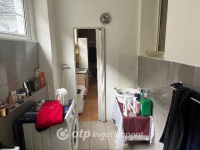 Eladó lakás Pápa