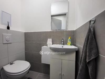 Eladó lakás Siófok