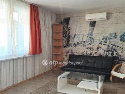 Eladó lakás Székesfehérvár