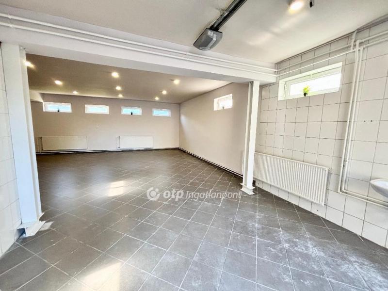 Eladó családi ház Debrecen