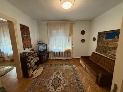 Eladó családi ház Budapest