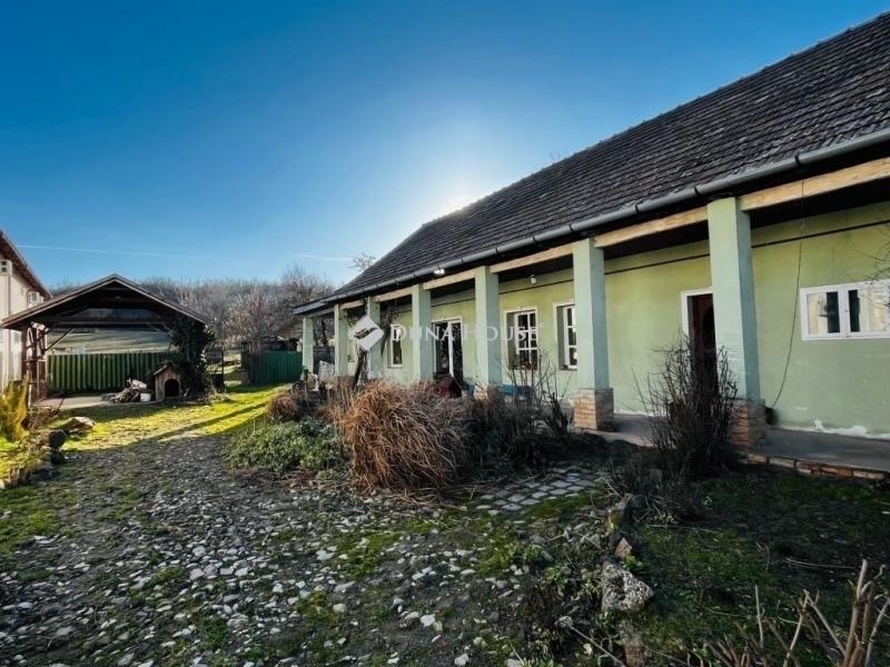 Eladó családi ház