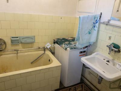 Eladó családi ház Koroncó