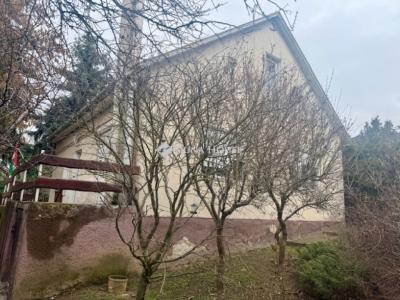 Eladó családi ház Érd