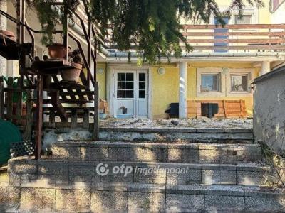 Eladó családi ház Pécs